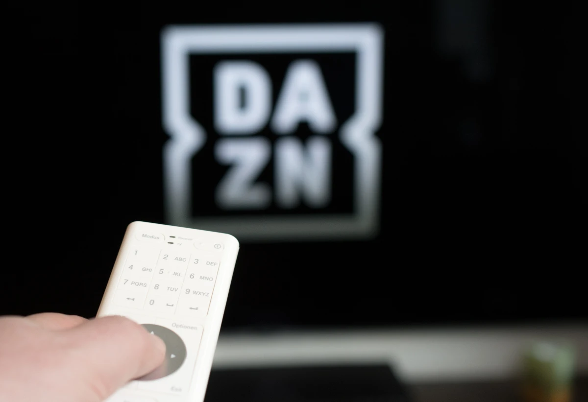 Verbraucherzentrale klagt gegen DAZN wegen unlauterer Preiserhöhung